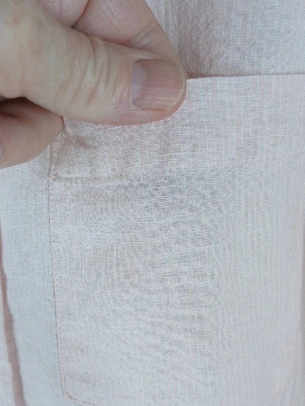 Banana Republic Light Pink Men's Casual Button-Down linen cotton Shirt
